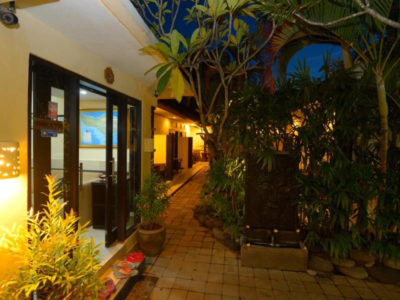 Andari Legian Hotel