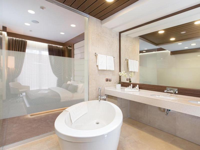 Арфа Парк-Отель