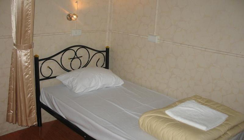 Gotum Hostel & Restaurant