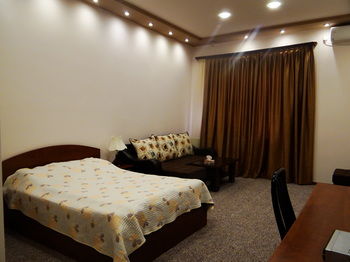 Areg Hotel