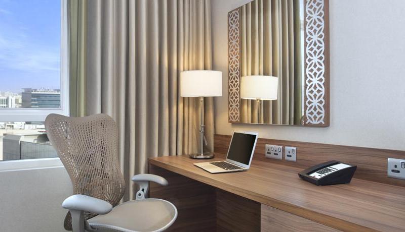 Hilton Garden Inn Dubai Al Muraqabat