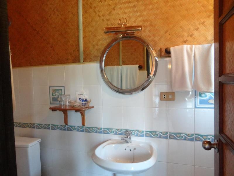 Koh Chang Boat Chalet