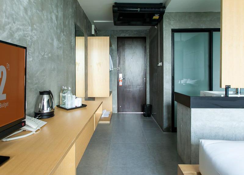 B2 Phuket Boutique & Budget Hotel