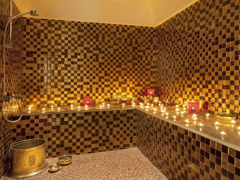 Swiss Hotel Corniche