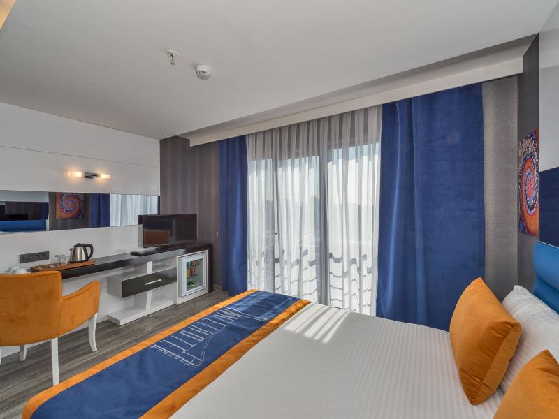 Inntel Hotel