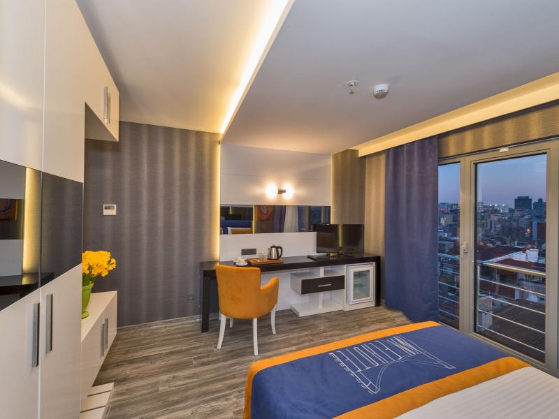 Inntel Hotel