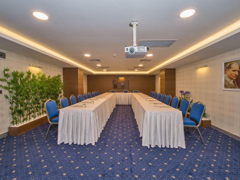 Inntel Hotel