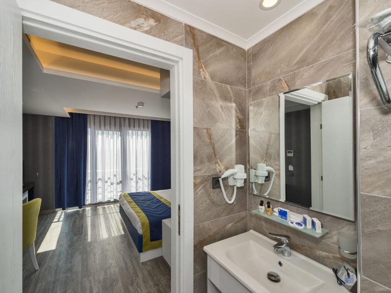 Inntel Hotel