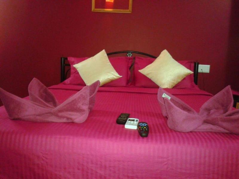 Colliens Holiday Homes