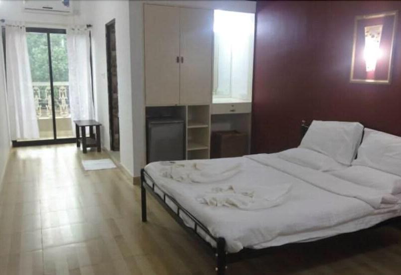 Colliens Holiday Homes