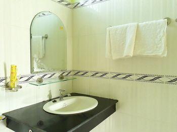 Cat Tien Guest House