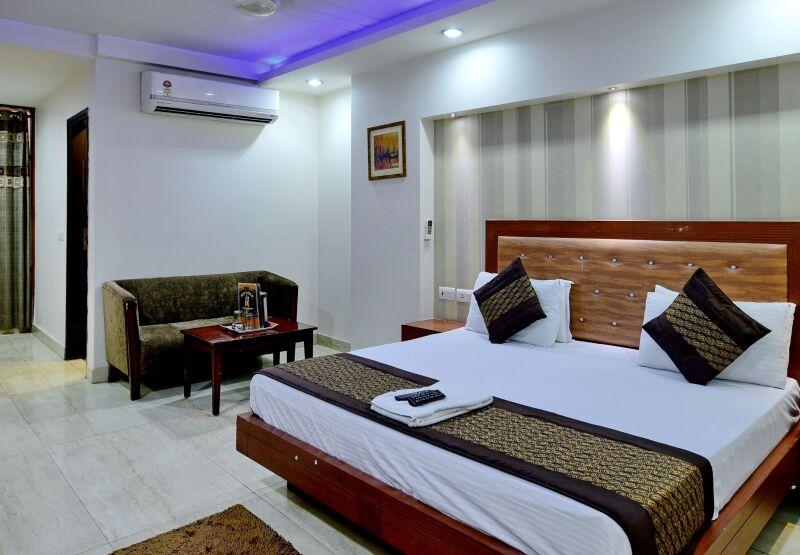 Hotel Emporio