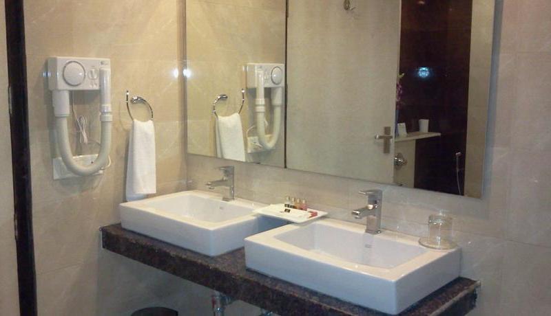 1589 City Mark Hotel