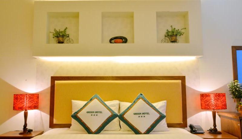 Green Hotel