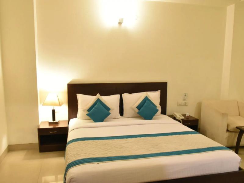 Capital O 445 Impress Hotel