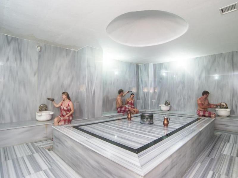 Concordia Celes Hotel