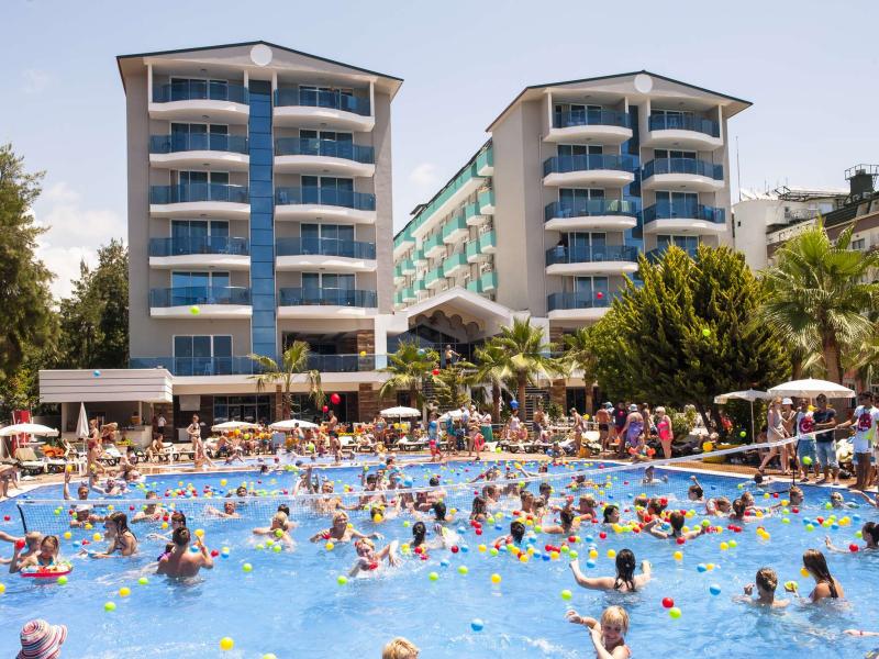 Concordia Celes Hotel