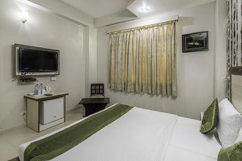 Hotel Rockwell Plaza