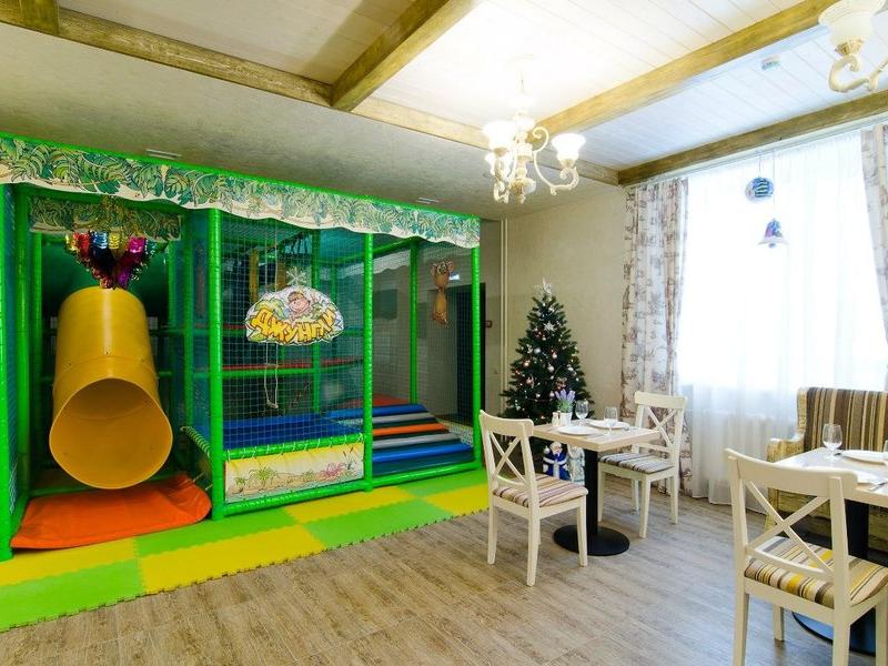 Garden Hotel