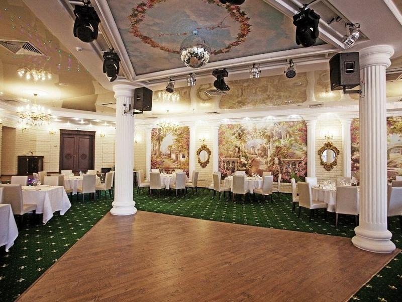 Garden Hotel