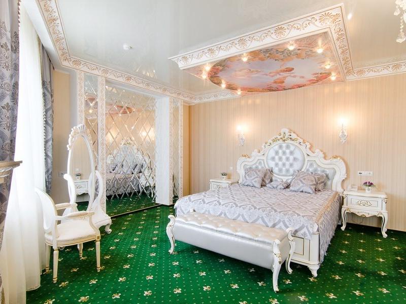Garden Hotel