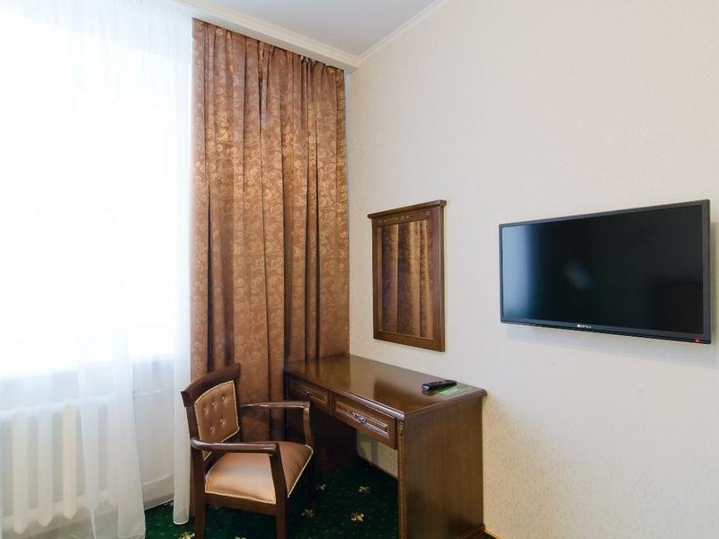 Garden Hotel