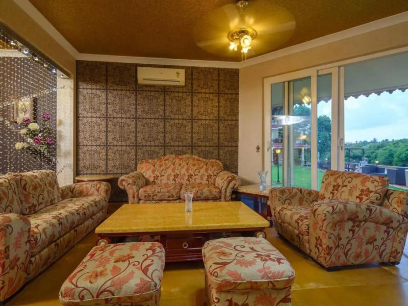 Stone Wood River Front