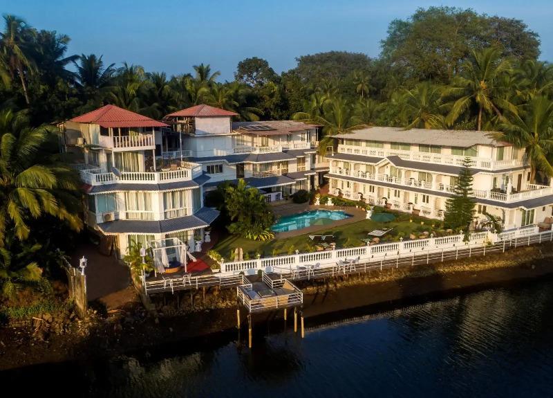 Stone Wood River Front