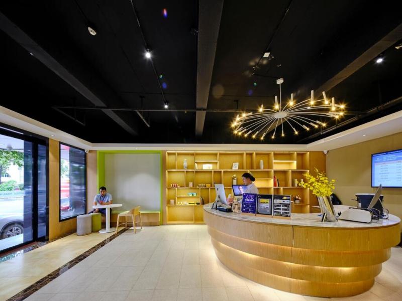 Yunli Hotel
