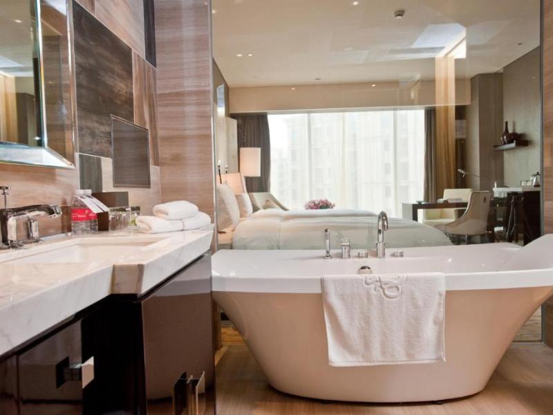 Royal International Hotel