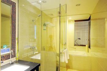 Gubei Garden Hotel