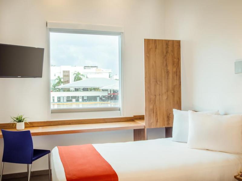 One Playa del Carmen