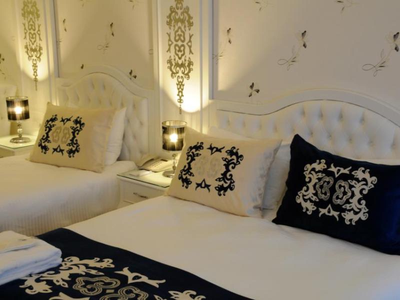 Sarnic Premier Hotel