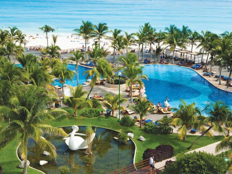 The Pyramid at Grand Oasis