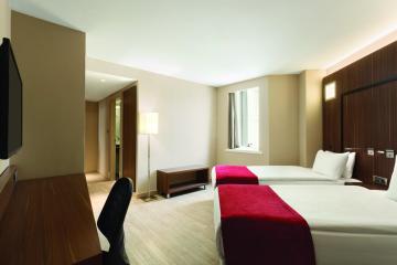 Отель Ramada Encore Izmir Турция, Измир, фото 14