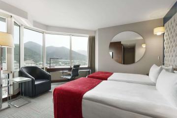 Отель Ramada Encore Izmir Турция, Измир, фото 5