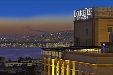 Отель DoubleTree by Hilton Hotel Izmir - Alsancak Турция, Измир, фото 1