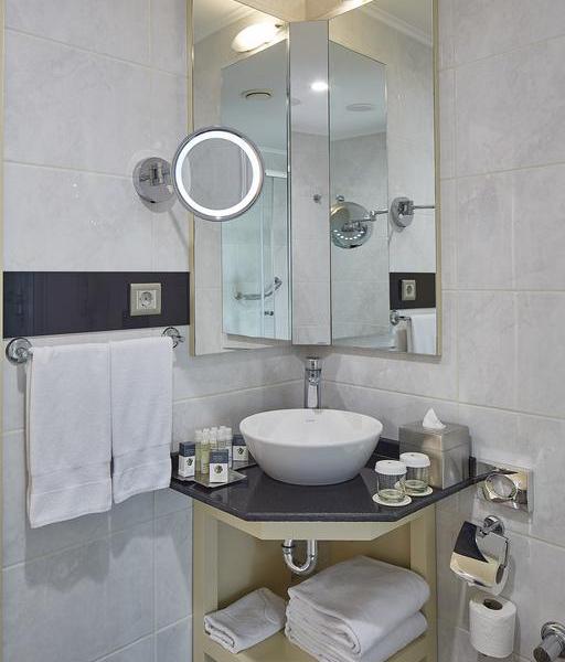 DoubleTree by Hilton Hotel Izmir - Alsancak