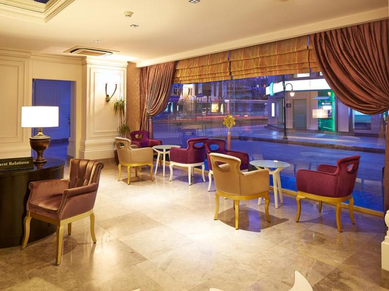 DoubleTree by Hilton Hotel Izmir - Alsancak