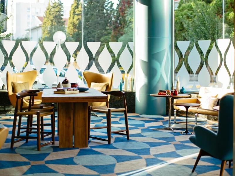 Renaissance Izmir Hotel