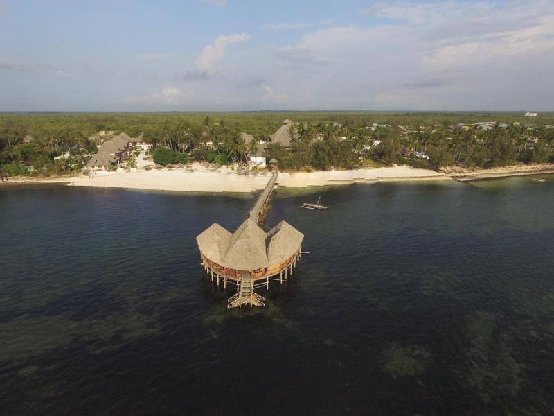 Paradise Beach Resort