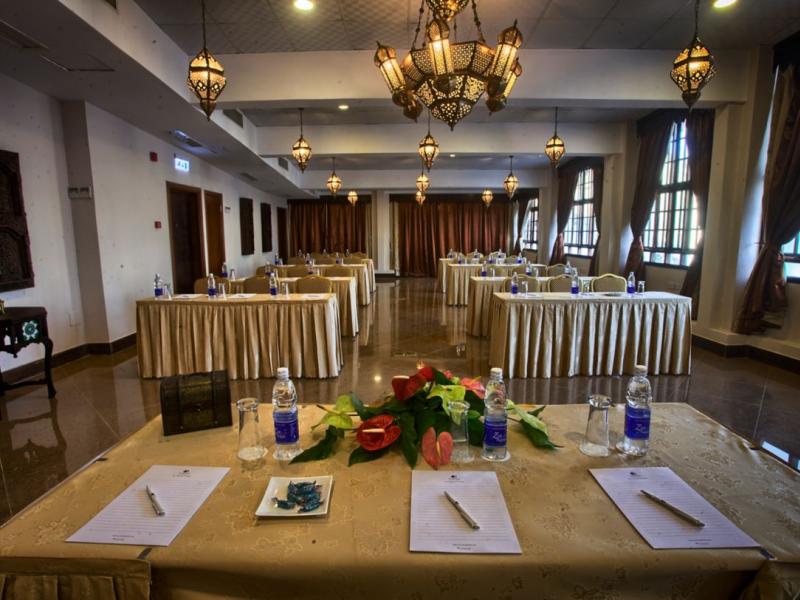 Spice Tree by Turaco