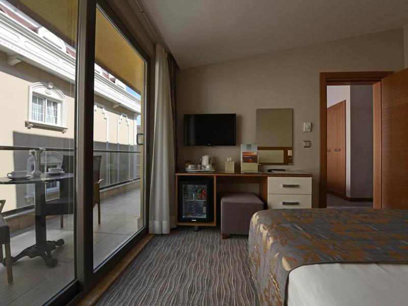 Yasmak Comfort Hotel