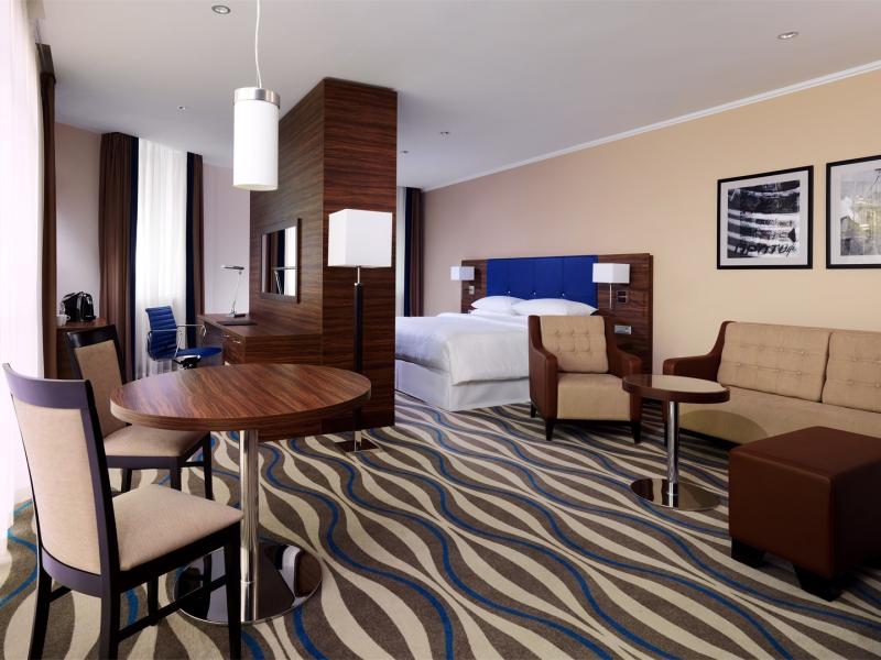 Азимут Сити Отель Калуга