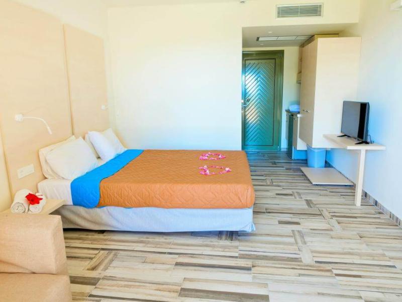 Finas Hotel