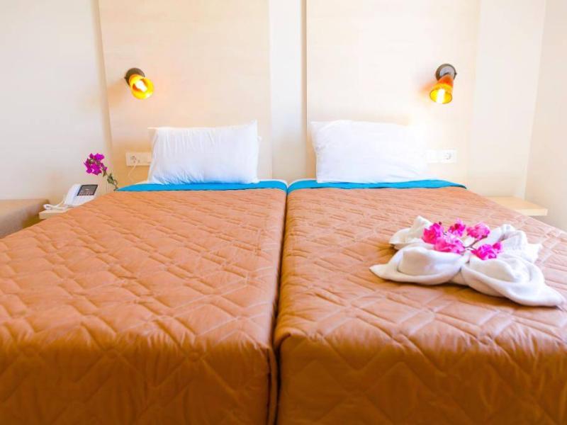 Finas Hotel