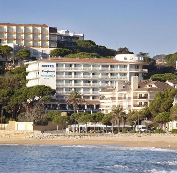 Confortel Caleta Park