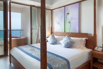 Отель Aloha Oceanfront Suite Resort Китай, Санья, фото 11