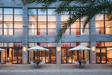 Отель Aloha Oceanfront Suite Resort Китай, Санья, фото 22