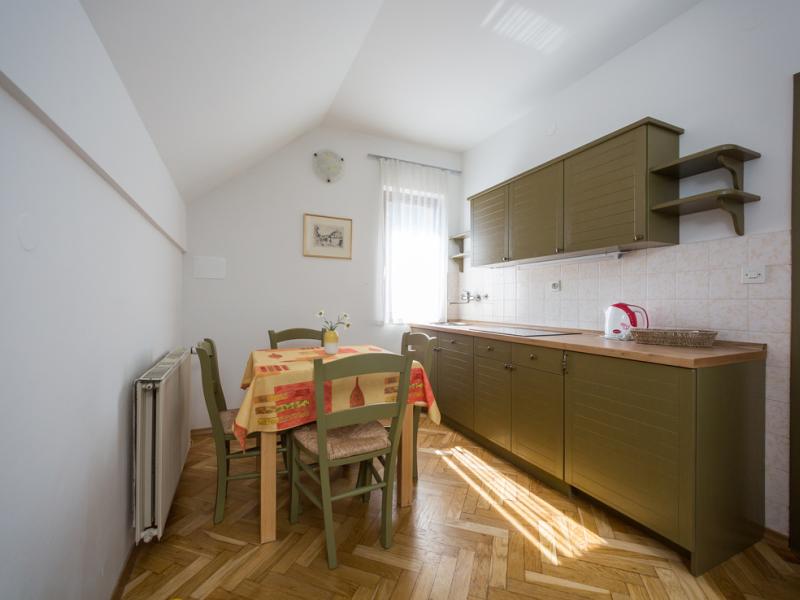 Apartment House Berghi I & II